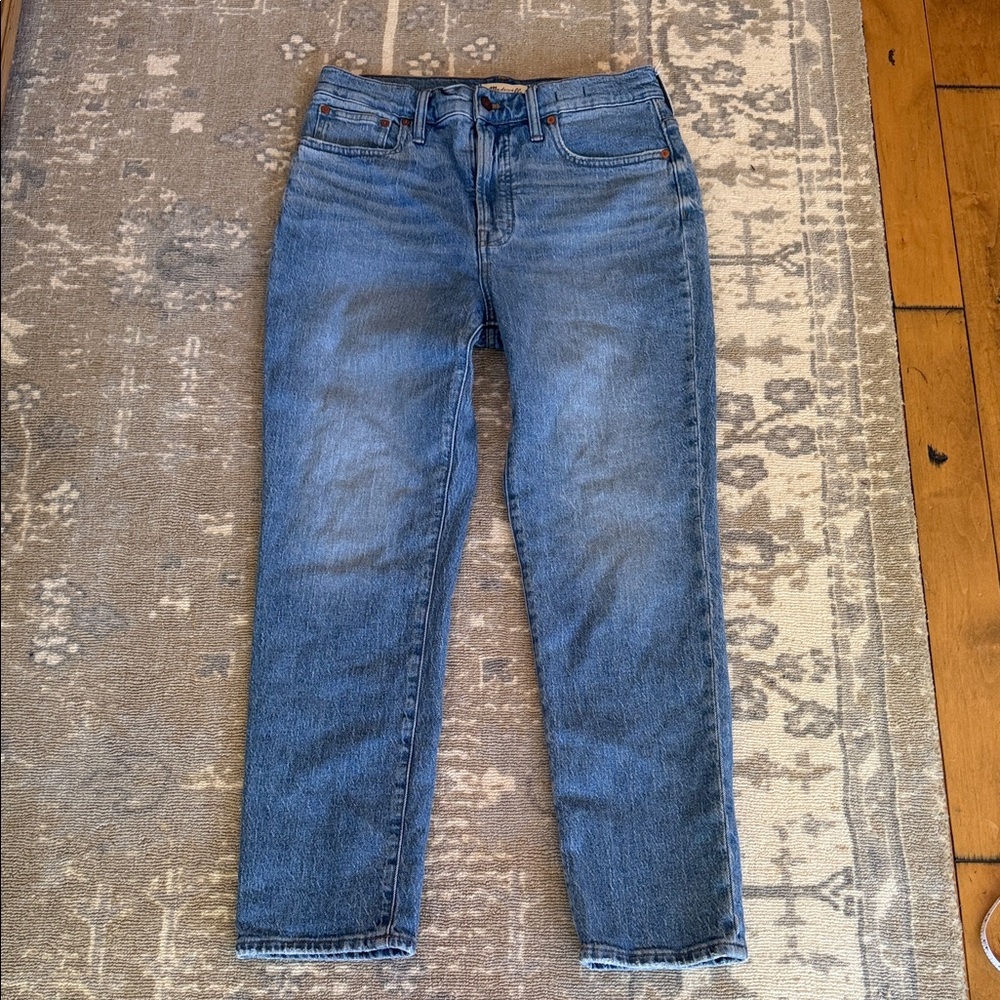 Madewell The perfect vintage jeans Classic Straight-Leg Denim  in Medium Blue 29